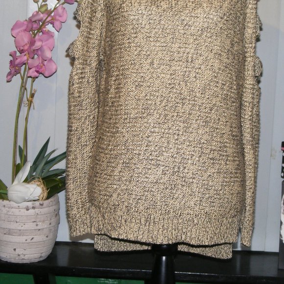 Cold Shoulder Sweater Top Razzle Dazzle - Picture 8 of 8